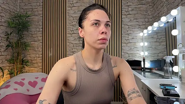 NattyFierros online show from February 5, 2026, 12:04 am