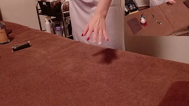 ManaMi-maru online show from October 14, 2025, 12:28 pm