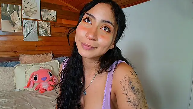 amber curly online show from March 24, 2026, 5:51 pm