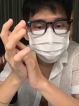 Snapshot of MinhTuanLive chatting on February 8, 2026, 6:44 pm MinhTuanLive online show from February 8, 2026, 6:44 pm