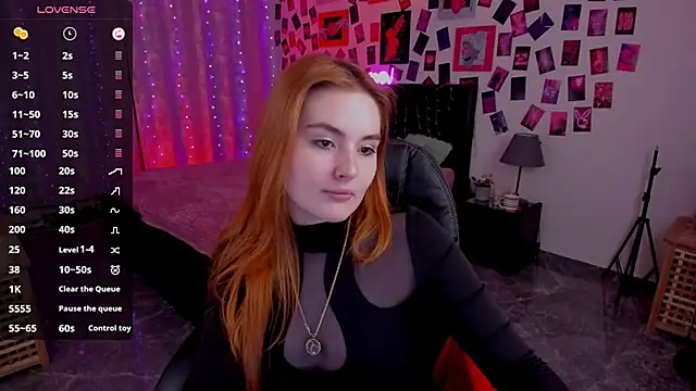 BellaTorne  online show from March 1, 2025, 4:00 pm