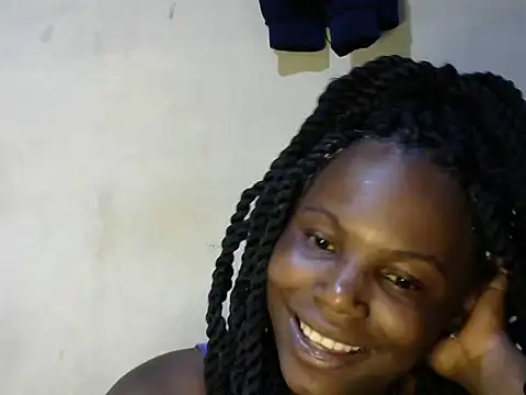 Snapshot of Fine_baby0001 chatting on October 5, 2025, 6:17 pm Fine baby0001 online show from October 5, 2025, 6:17 pm