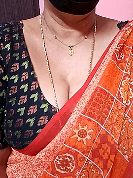 ananya956 online show from November 26, 2025, 1:23 pm