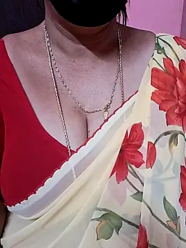 ananya956 online show from December 17, 2025, 4:24 pm