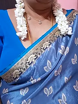 ananya956 online show from June 10, 2026, 9:57 pm