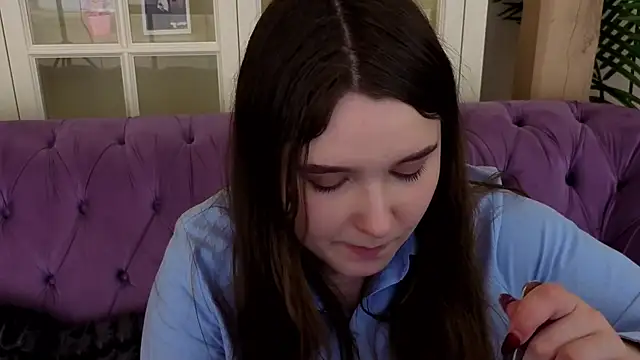 MagicPeachh  online show from April 2, 2026, 2:15 pm