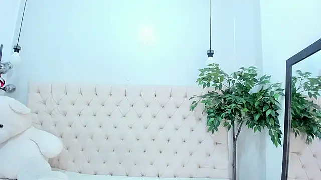 Victoria Coleman online show from March 19, 2026, 6:12 pm