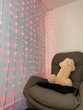 im anna  online show from February 26, 2025, 10:42 pm