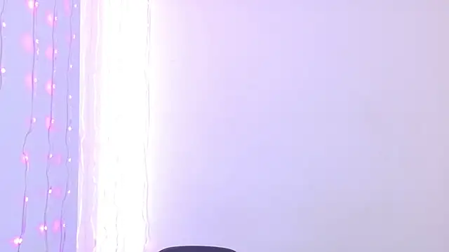 im anna  online show from September 27, 2025, 2:11 pm