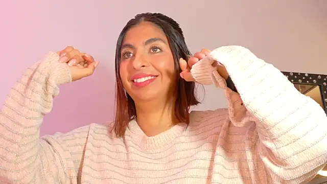 im anna  online show from November 14, 2025, 4:06 pm