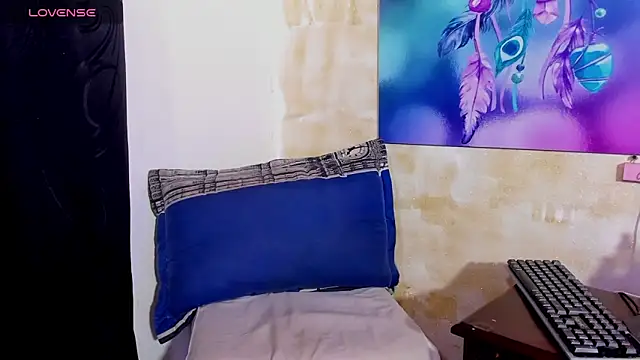 Snapshot of Lauren_Hills069 chatting on February 25, 2026, 12:31 am Lauren Hills069 online show from February 25, 2026, 12:31 am