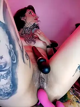 Snapshot of taaylor33 chatting on January 2, 2025, 8:39 am taaylor33 online show from January 2, 2025, 8:39 am