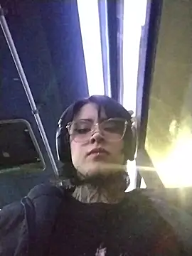 taaylor33 online show from March 8, 2026, 12:08 am