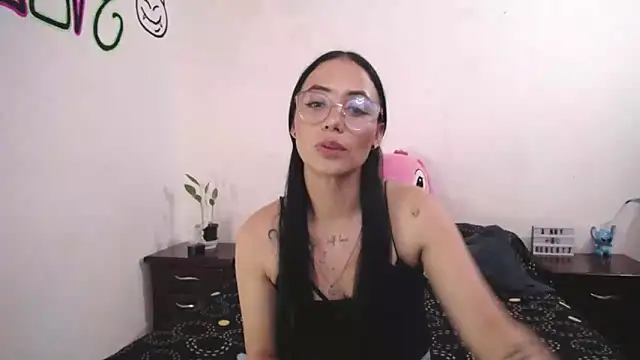 Snapshot of anny_roberts chatting on March 7, 2025, 11:16 pm anny roberts online show from March 7, 2025, 11:16 pm