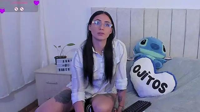 anny roberts online show from December 22, 2025, 11:02 pm