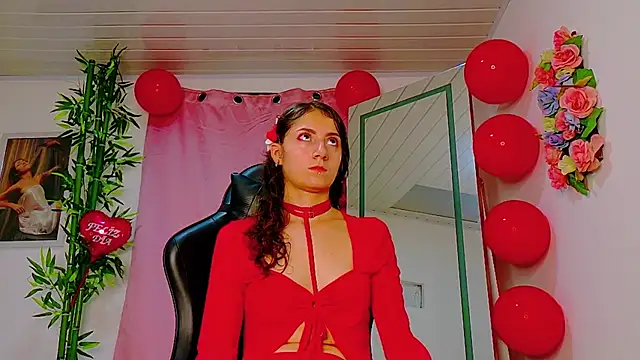 Snapshot of scarlet-jonesx chatting on February 15, 2026, 2:41 am scarlet-jonesx online show from February 15, 2026, 2:41 am