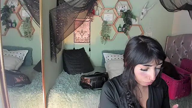 SheryLee online show from October 9, 2025, 12:52 am