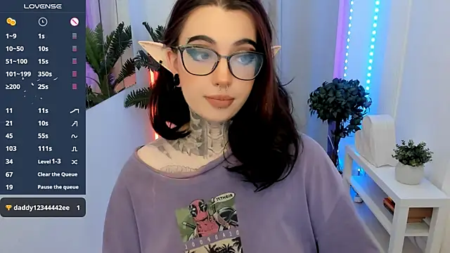 Dixi Pixi  online show from December 8, 2024, 5:29 am