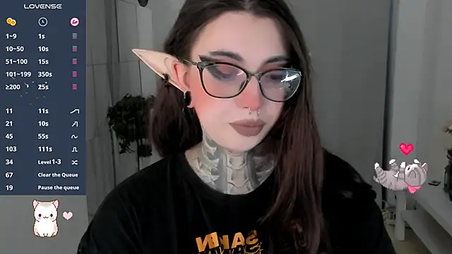 Dixi Pixi  online show from October 19, 2025, 5:52 am