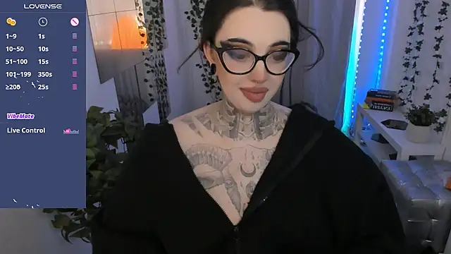 Dixi Pixi  online show from June 7, 2026, 5:44 am