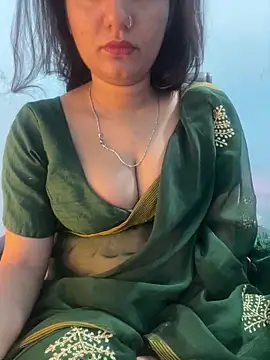 Spicy sari girl online show from June 1, 2026, 5:31 am