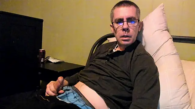 Snapshot of ImportantEquator0 chatting on November 2, 2025, 1:13 pm ImportantEquator0 online show from November 2, 2025, 1:13 pm