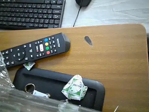 sweetvalleria online show from March 22, 2026, 10:51 am