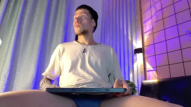 french sexx online show from February 26, 2026, 7:40 am