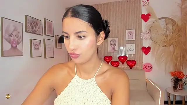 Kimm khalifa online show from February 14, 2025, 9:10 pm