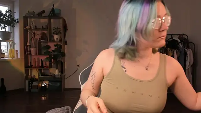 alisahug online show from September 25, 2025, 6:06 am