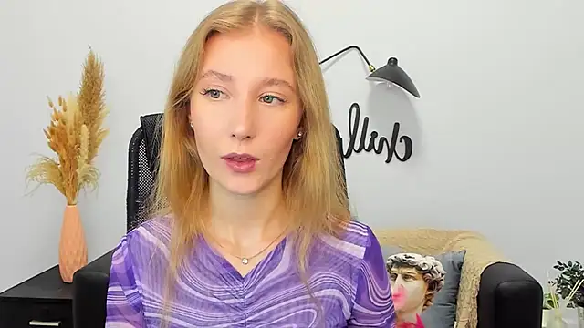 LolaWilsons online show from January 17, 2025, 6:26 am