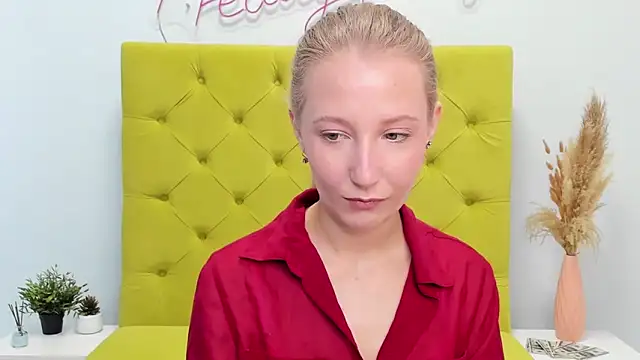 LolaWilsons online show from April 14, 2026, 6:52 am