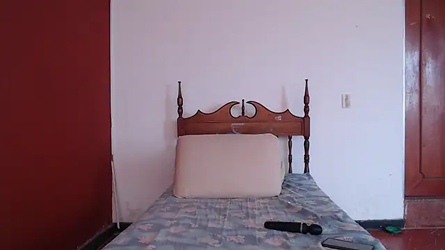 Snapshot of Freyja_eter chatting on September 28, 2025, 4:23 pm Freyja eter online show from September 28, 2025, 4:23 pm