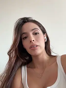 Amber Rush  online show from September 30, 2025, 8:03 pm