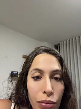 Amber Rush  online show from April 27, 2026, 3:37 am