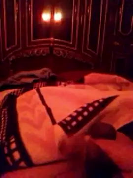 Snapshot of AHMED0233 chatting on February 4, 2026, 1:22 am AHMED0233 online show from February 4, 2026, 1:22 am