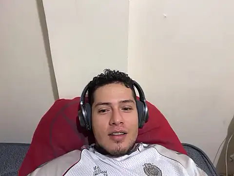 Malandralle online show from November 26, 2025, 5:08 am