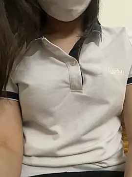 Tuongvy05 online show from March 17, 2025, 8:29 am