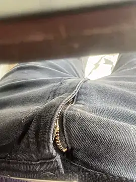 bigboy30X online show from April 15, 2026, 1:51 pm