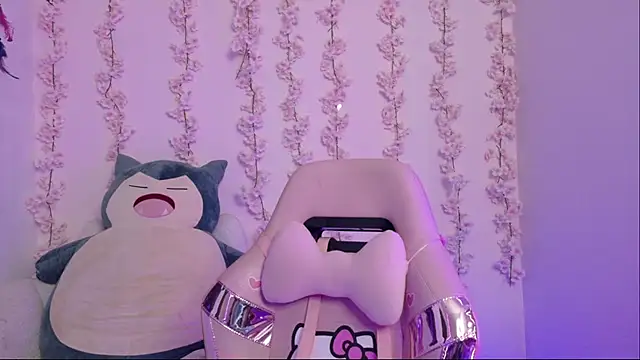 Haelycute online show from March 23, 2026, 12:36 am