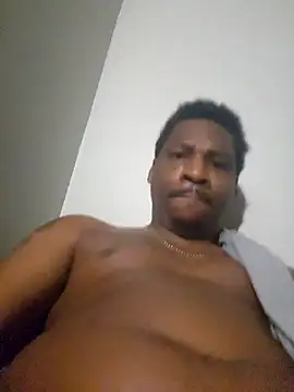 Snapshot of 007Giovani chatting on February 11, 2026, 11:48 am 007Giovani online show from February 11, 2026, 11:48 am