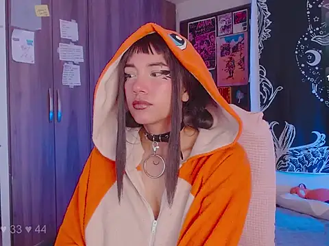 melissahowl online show from October 31, 2025, 1:12 pm