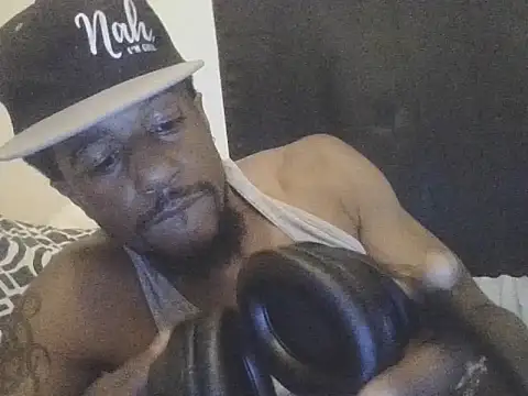 DreamvilleINC online show from September 27, 2025, 2:05 am