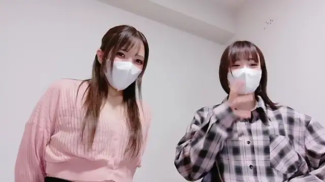 Mia--meow online show from October 26, 2025, 11:38 am