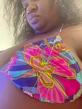Snapshot of lilybaudyn_ chatting on June 16, 2026, 9:12 am lilybaudyn online show from June 16, 2026, 9:12 am