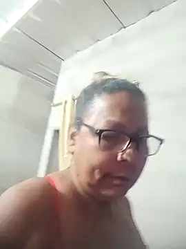 Afroditabichota online show from November 19, 2025, 8:25 am