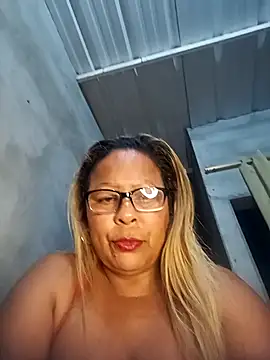 Afroditabichota online show from November 24, 2025, 10:53 pm