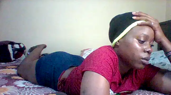 EBONYVANILLA02 online show from February 28, 2025, 7:03 pm