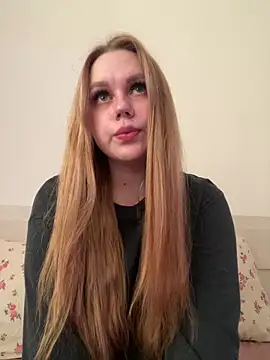 Marylallka5 online show from June 3, 2026, 6:49 am