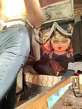 Gillygilly76 online show from November 27, 2025, 12:18 pm